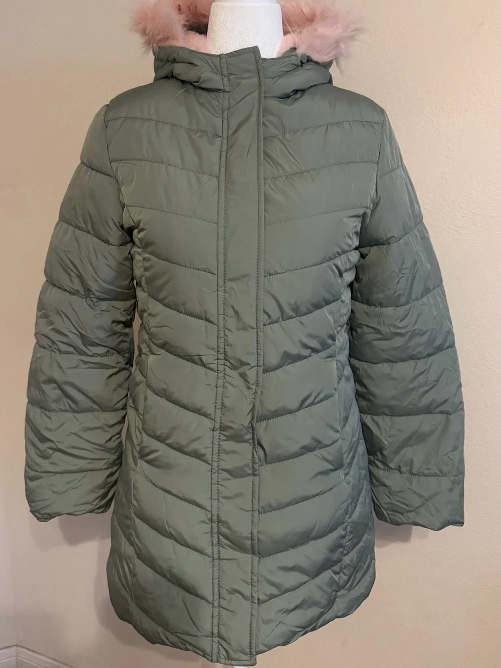 Children’s Place Girls Long Sleeve Faux Fur Hooded Long Puffer Jacket